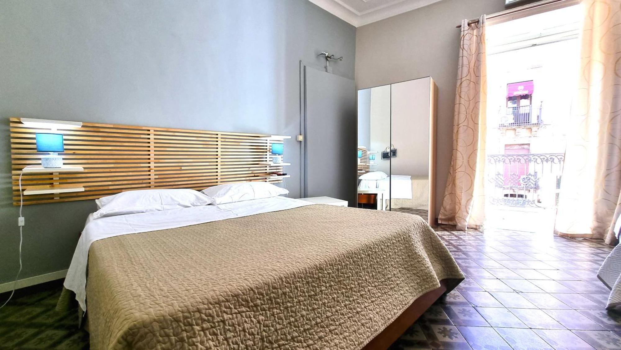 Cortile Stesicoro Bed and Breakfast Catania Eksteriør billede